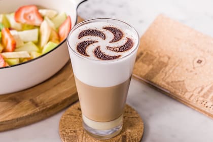 La creencia establece que el orden correcto para evitar problemas estomacales es primero la fruta y luego la leche