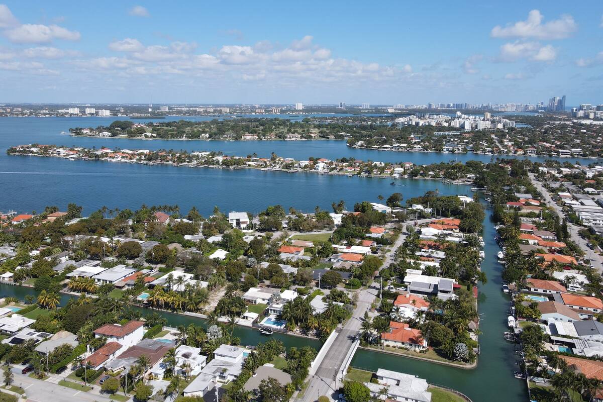 La crisis de vivienda asequible en Miami-Dade se ha profundizado en los últimos años, pero tanto instituciones financieras como autoridades locales ofrecen alternativas