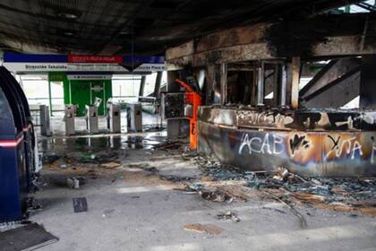 Algunas estaciones de metro quedaron muy afectadas durante las protestas