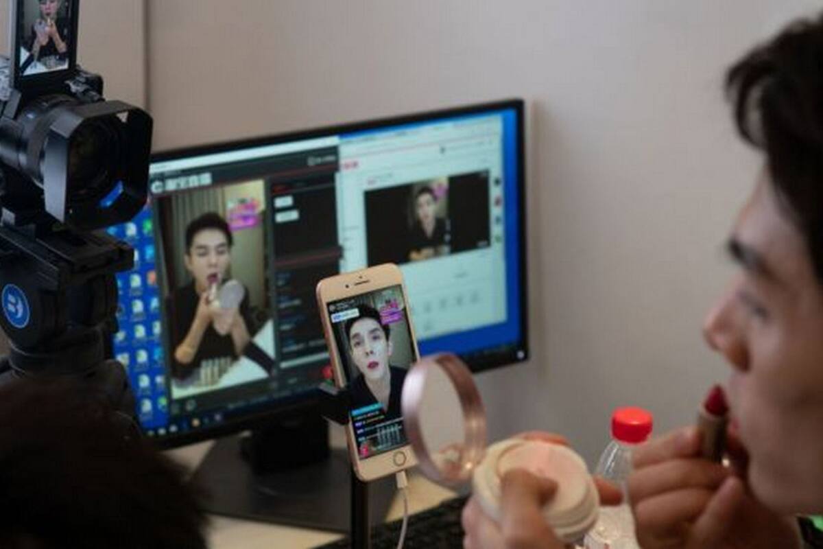 La cuarentena y las limitaciones impuestas por el covid-19 en China le dieron un impulso a la creciente industria de las transmisiones en vivo