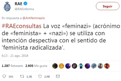 La cuenta oficial de Twitter de la Real Academia Española discutió con usuarios por una definición
