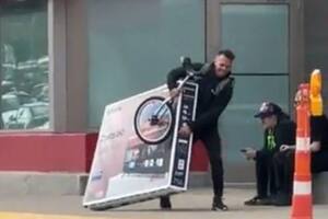 La cuenta que subió este video se caracteriza por subir contenido gracioso, extraño y curioso (Foto:Twitter @Jazzie654)