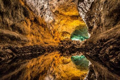 La Cueva de los Verdes, en la isla canaria de Lanzarote, es una de las más bellas de Europa