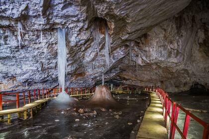 La cueva en Rumania