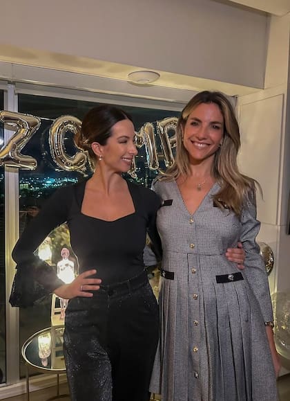 La cumpleañera junto a su amiga Estefanía Berardi. "Que se cumplan todos tus sueños. Qué lindo tenerte como compañera. Buena, sensible, solidaria. Sos hermosa por dentro y por fuera. Te quiero ❤️"