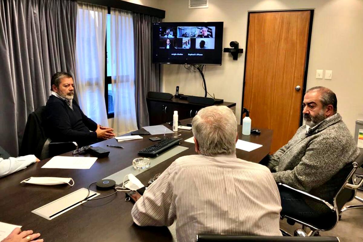 La cúpula de la central obrera reconoció que la intención del Gobierno es evitar el default y rechazó ante el organismo una eventual reforma laboral