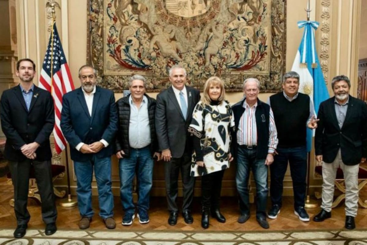 La cúpula de la CGT con el embajador de Estados Unidos, Marc Stanley