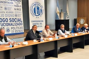 La cúpula de la CGT se reunió hoy en la sede de la Uocra y apoyó a Alberto Fernández