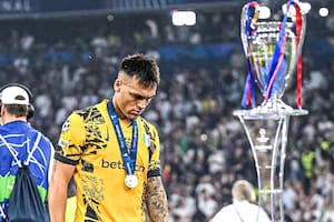 La desoladora imagen de Lautaro, su abrazo con Zanetti y el gesto de su entrenador