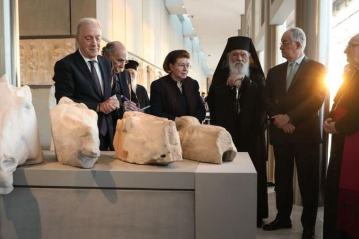 La decisión de devolver las piezas de mármol de 2500 años de antigüedad fue anunciada por el papa Francisco el año pasado