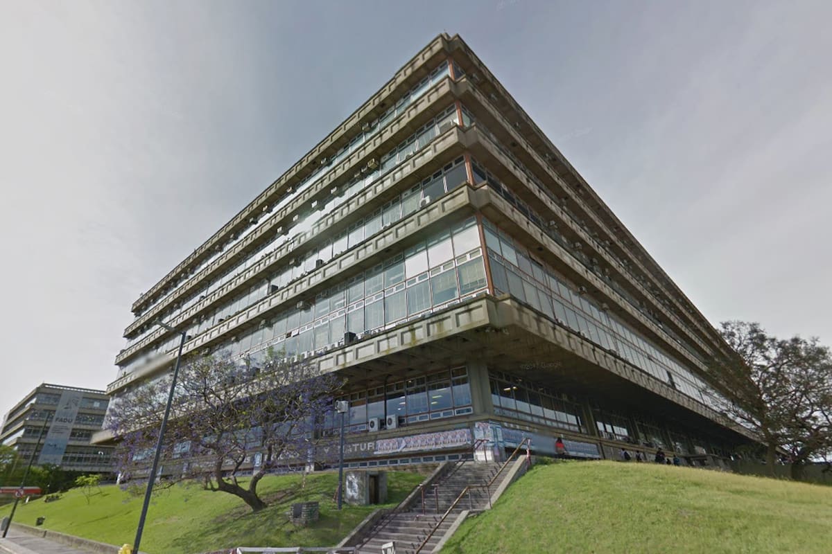 La decisión de la UBA fue respaldada por el Ministerio de Educación de la Nación