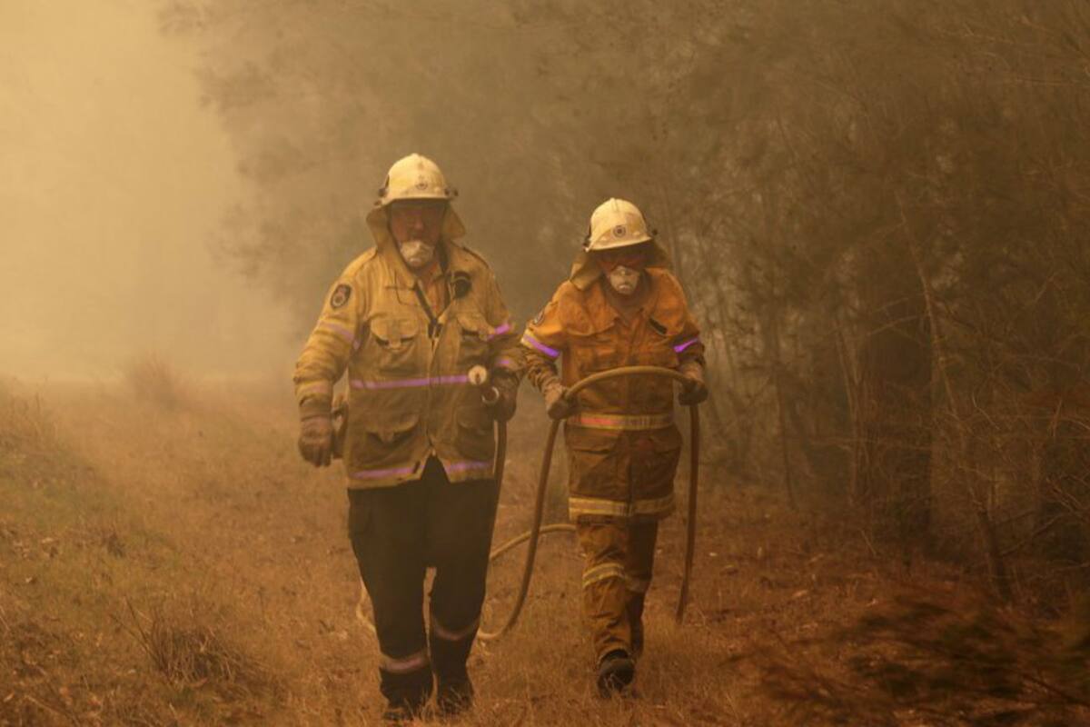 La decisión fue comunicada por el Primer Ministro del país, Scott Morrison, mientras se agravan los desastres ocasionados por el fuego