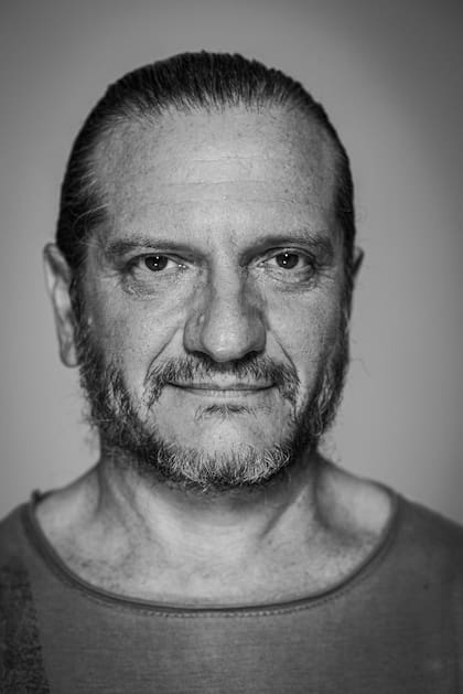 "La deconstrucción es siempre el encuentro con el otro. La apertura a lo que históricamente está dejado de lado".