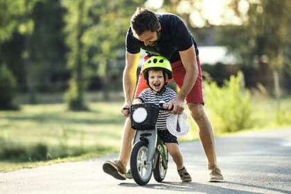La deducción por hijo podrá aplicarse si son menores de 18 años o están incapacitados para el trabajo