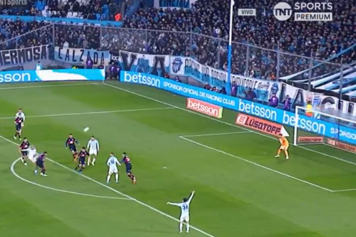 La definición exquisita de Adrián "Rocky" Balboa para el 1-0 de Racing ante Tigre por el Torneo Apertura