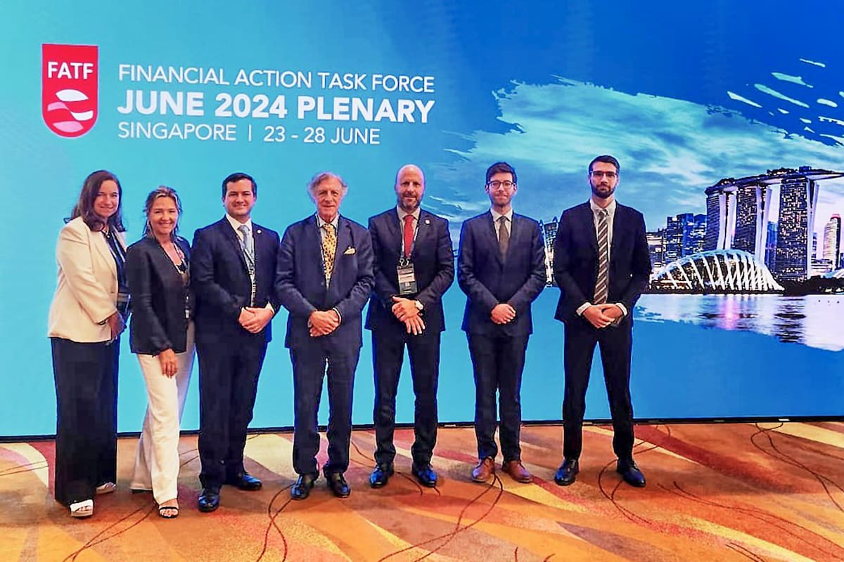 La delegación argentina en el GAFI, en Singapur