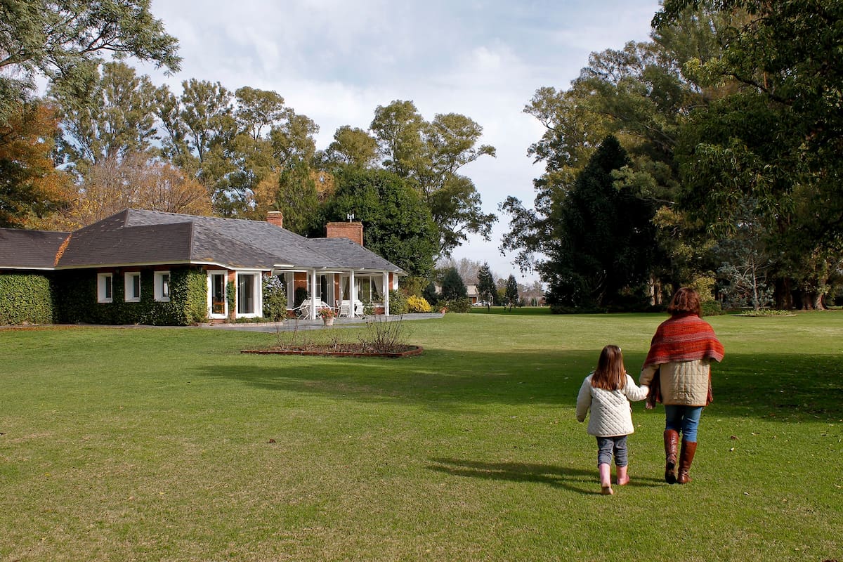 La demanda de casas en countries o barrios cerrados creció por la cuarentena, mientras que la oferta no aparece, ya que los propietarios no saben si podrán viajar a otro destino para desocupar el inmueble