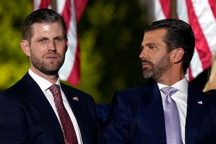 La demanda de Trump también incluye a sus hijos Eric y Donald Jr.