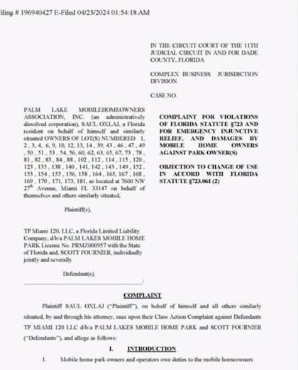 La demanda presentada por el dueño de Palm Lakes Mobile Home Park exigiendo el desalojo de su parque
