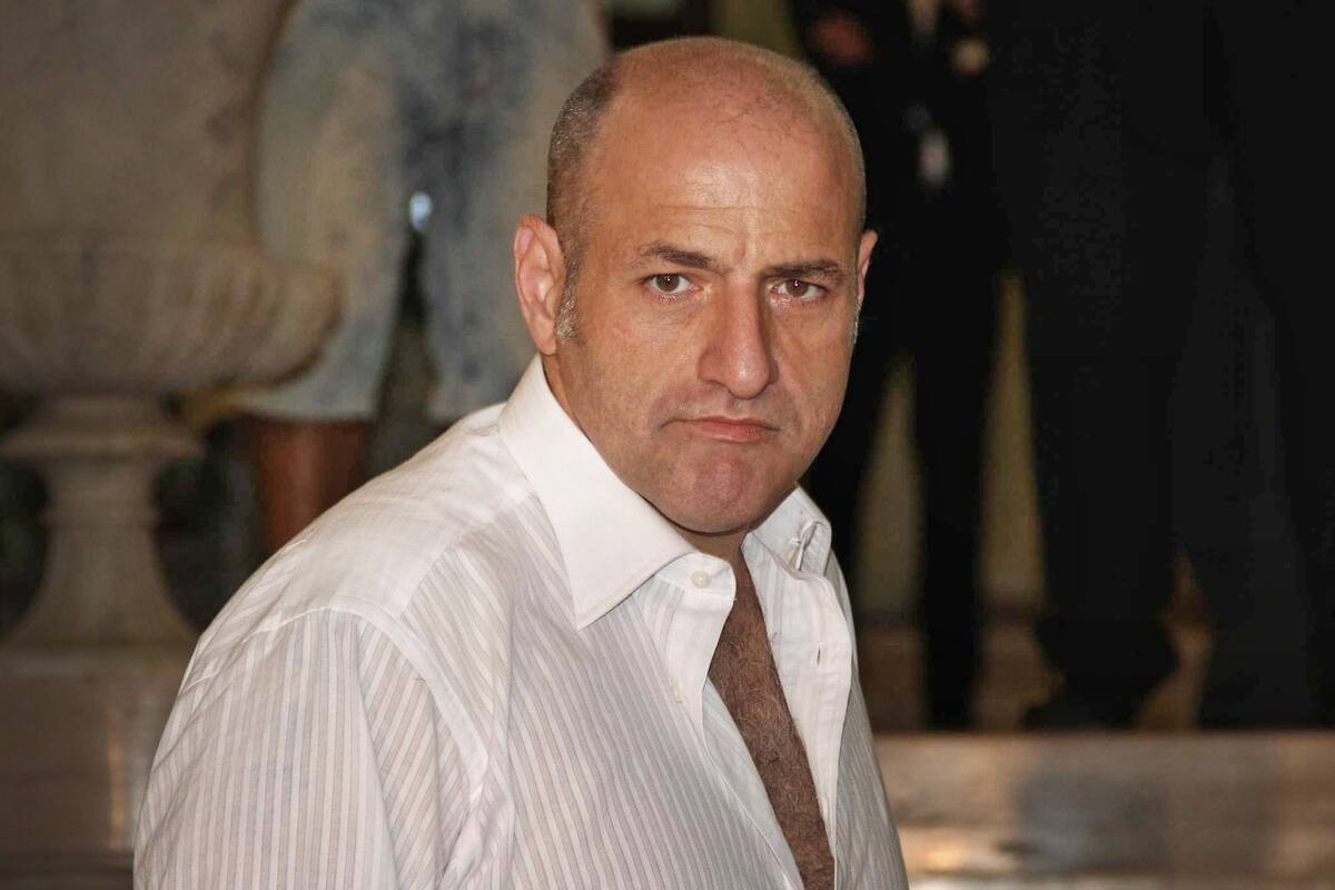 La denunciante dijo que quiso obligarla a consumir drogas