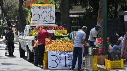 La derogación de la Ley de Ilícitos Cambiarios en 2018 permitió que los comercios empezaron a anunciar de forma abierta sus precios en dólares