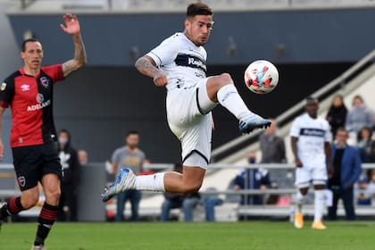 La derrota ante Gimnasia por 1-0, en La Plata, el último partido de Gamboa como DT de Newells en su segunda etapa en el club