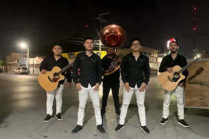 La desaparición de los miembros de Grupo Fugitivo acaparó la atención en los medios mexicanos. Foto: @grupo_fugitivoofficial vía Instagram