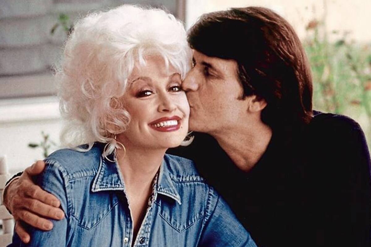 La desgarradora canción que Dolly Parton le dedicó a su recientemente fallecido esposo: “No estaría aquí si no hubieses estado ahí”