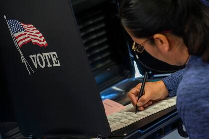 La desinformación se convirtió en un factor central que amenaza con distorsionar la percepción del proceso electoral