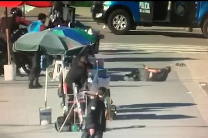 La detención de un hombre que le sacó el arma a un policía y disparó, en Retiro, en octubre de 2020