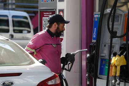 El precio de los combustibles sufrió un nuevo ajuste en octubre