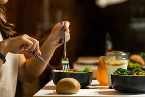 La dieta DASH, rica en frutas y verduras, reducir la presión arterial y el riesgo de padecer enfermedades cardiovasculares
