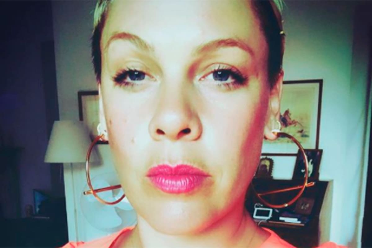 La difícil recuperación de Pink tras someterse a una operación de cadera: “Fue una primera semana brutal, llena de lágrimas y medicamentos”