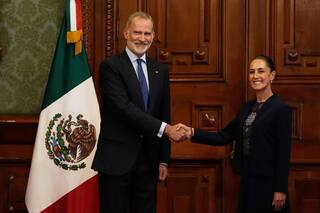 La diplomacia del fútbol cierra las tensiones entre México y España