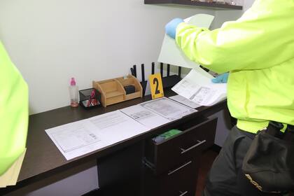 La Dirección de Investigación Criminal e Interpol también anunció la detención de los miembros de la banda Los Hunters