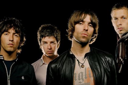 La discografía de Oasis, ordenada de peor a mejor