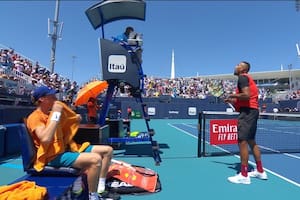 La discusión de Nick Kyrgios con el unpire Carlos Bernardes