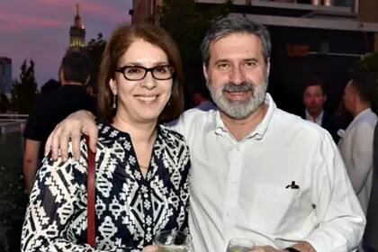 La diseñadora de joyas Neda Morvillo y el abogado Chris Morvillo viajaban en el Bayesian