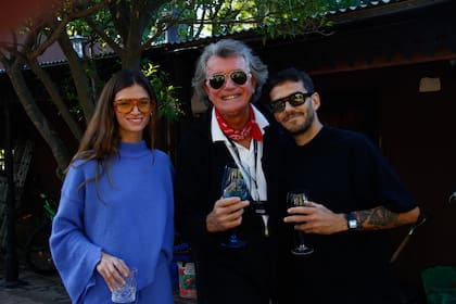 La diseñadora y modelo rosarina Azul Icardi y su novio Brad.