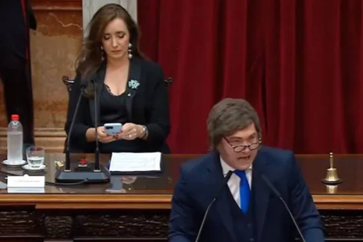 La distancia entre el Presidente y su vicepresidente se trasladó al discurso de apertura legislativa