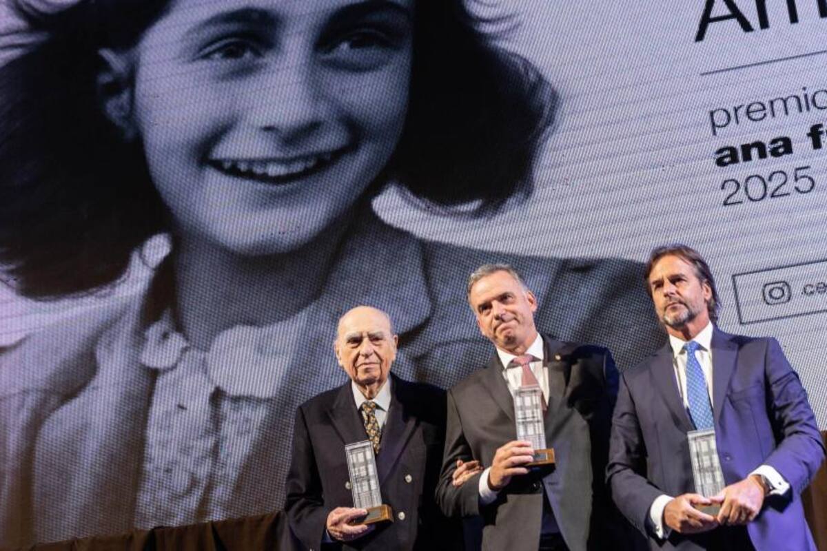 La distinción responde a la segunda edición de los premios del Centro Ana Frank Argentina para América Latina, celebrada en la noche de este lunes 9 en el teatro San Martín, en la ciudad de Buenos Aires