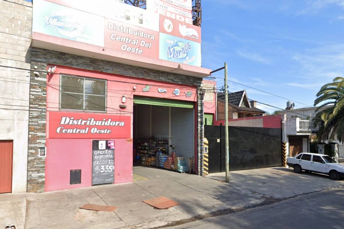 La Distribuidora Central Oeste, donde acribillaron al empresario