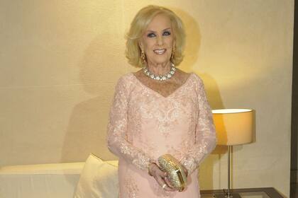 La diva celebró la llegada de sus 92 años con familiares y amigos