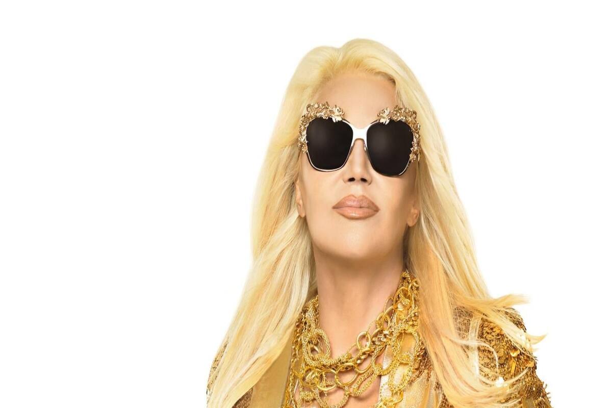 La diva comienza un nuevo emprendimiento junto a una marca de venta por catálogo.