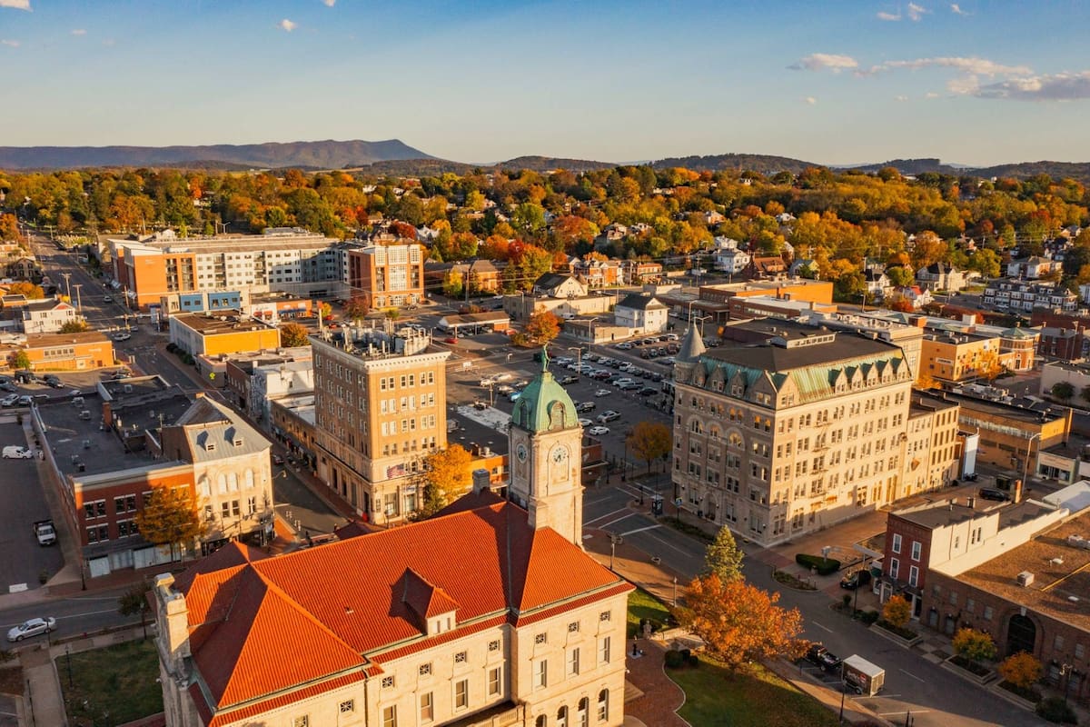 La diversidad de Virginia se ve reflejada en su costo de vida para este 2025