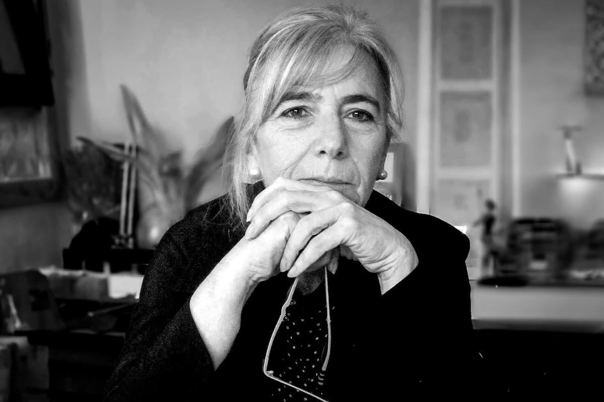 La docente, investigadora y editora Andrea Calamari publicó su primer libro, "Volver para contarlo"