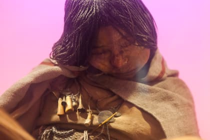 "La doncella", de aproximadamente 15 años de edad, pudo haber sido una de las mujeres elegidas como "vírgenes del sol" por los incas