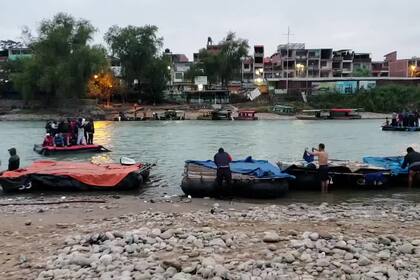 La droga ingresó en la Argentina en un gomón que cruzó el río Bermejo