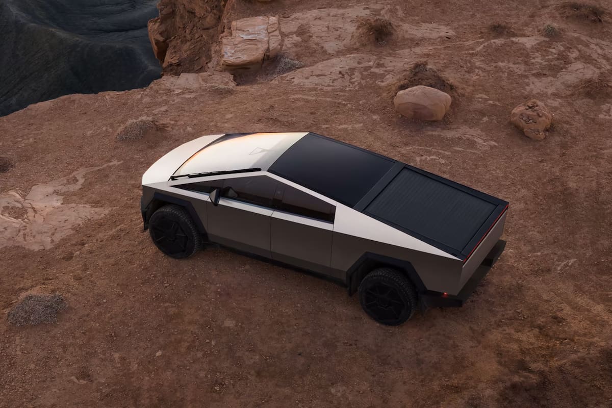 La Dual Motor All-Wheel Drive aparece como la versión más accesible de la pickup eléctrica