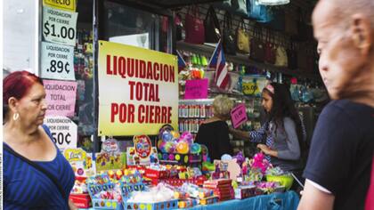 La economía de Puerto Rico está en recesión desde 2006 y la deuda del gobierno asciende a US$72.000 millones.